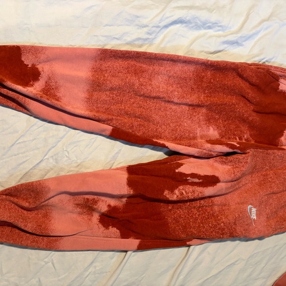 Orange tie-dye Nike sweatsuit. Size large (age 10-12). Like new condition. - Picture 6 of 8